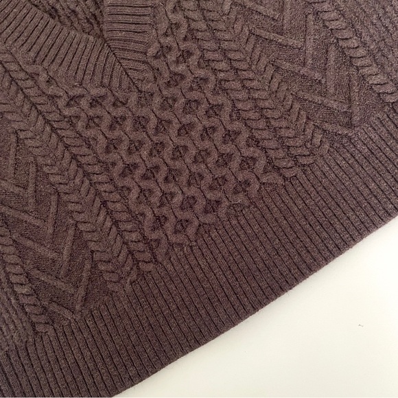 Aritzia Babaton Emporia Merino Wool Sweater - Picture 6 of 9